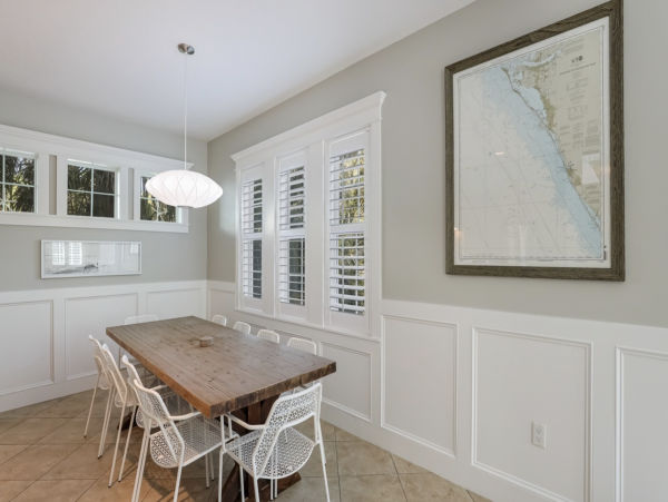 Six Bedroom Luxury Vacation Rental Anna Maria with Pool